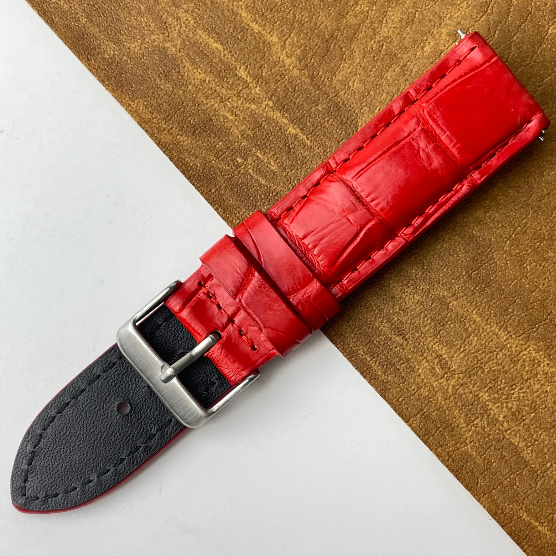 22mm Bright Red Unique Pattern Alligator Leather Watch Band For Men DH-203B