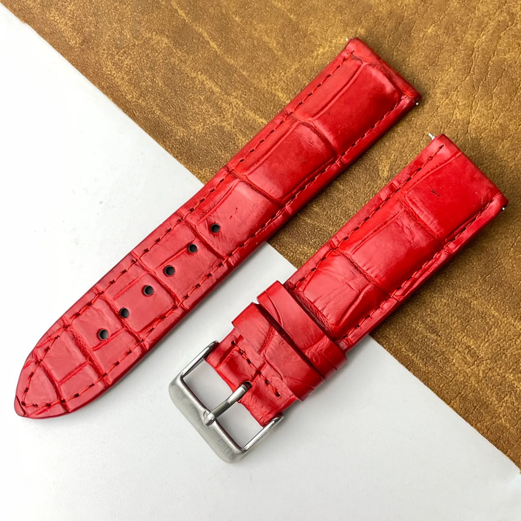 22mm Bright Red Unique Pattern Alligator Leather Watch Band For Men DH-203B