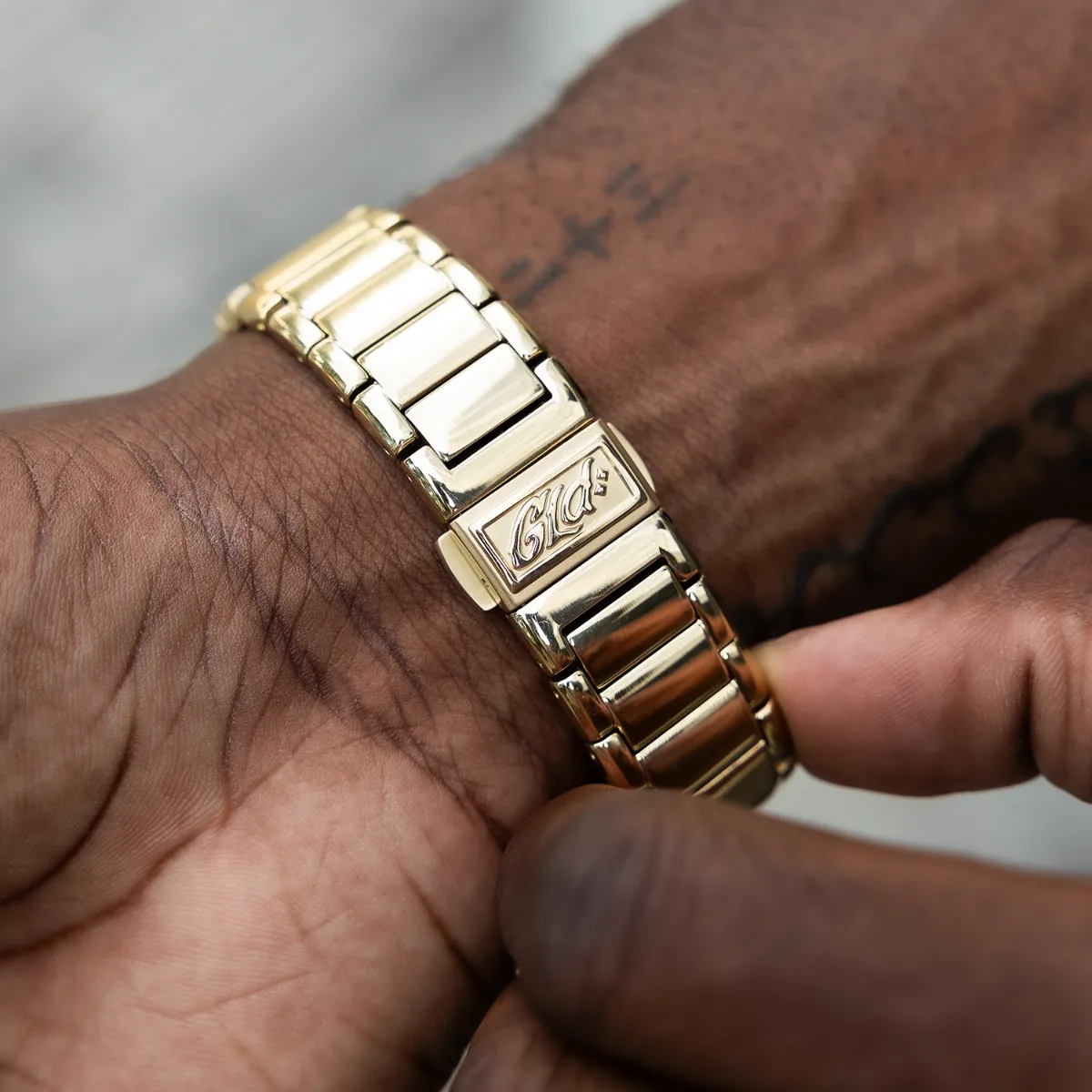 36MM Fluted Bezel Alpha Era® in Yellow Gold