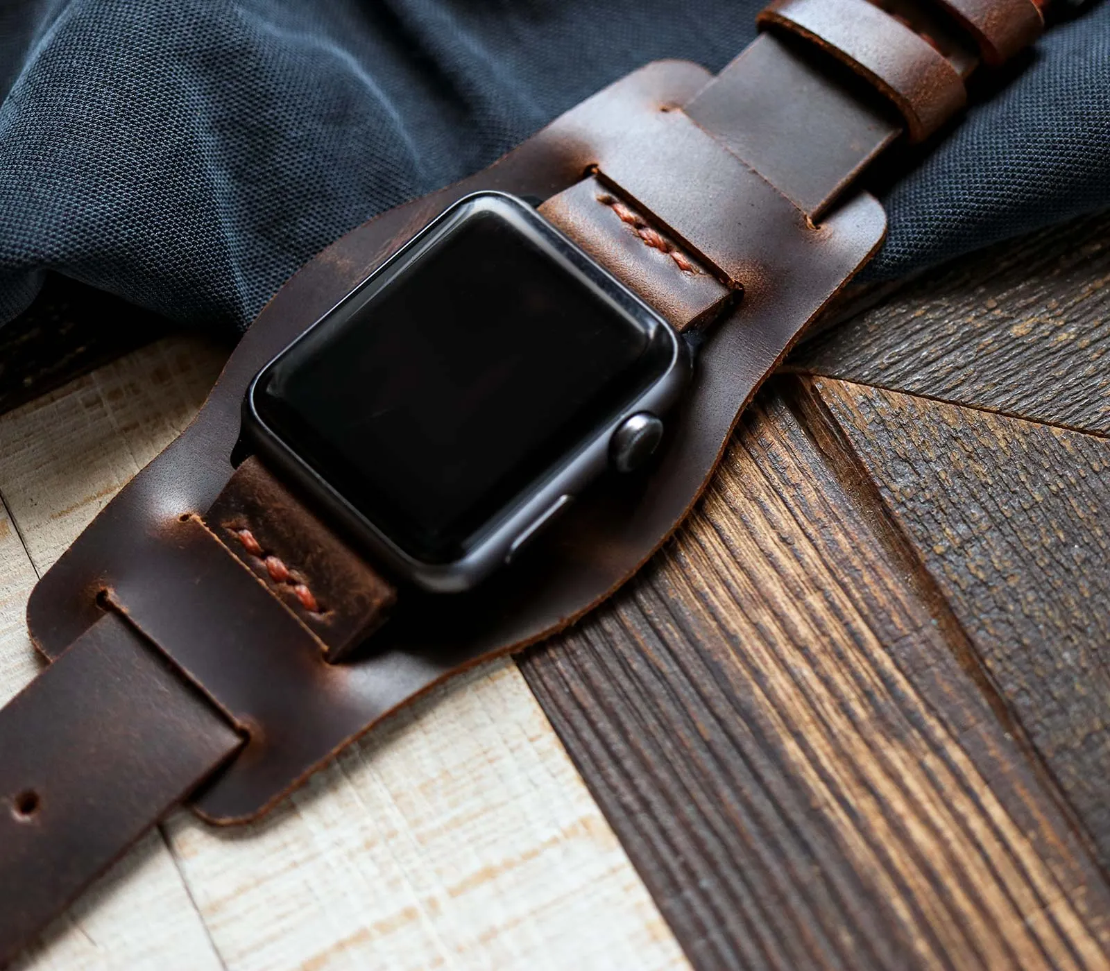 Apple Watch Minimal Bund Strap - Antique Brown