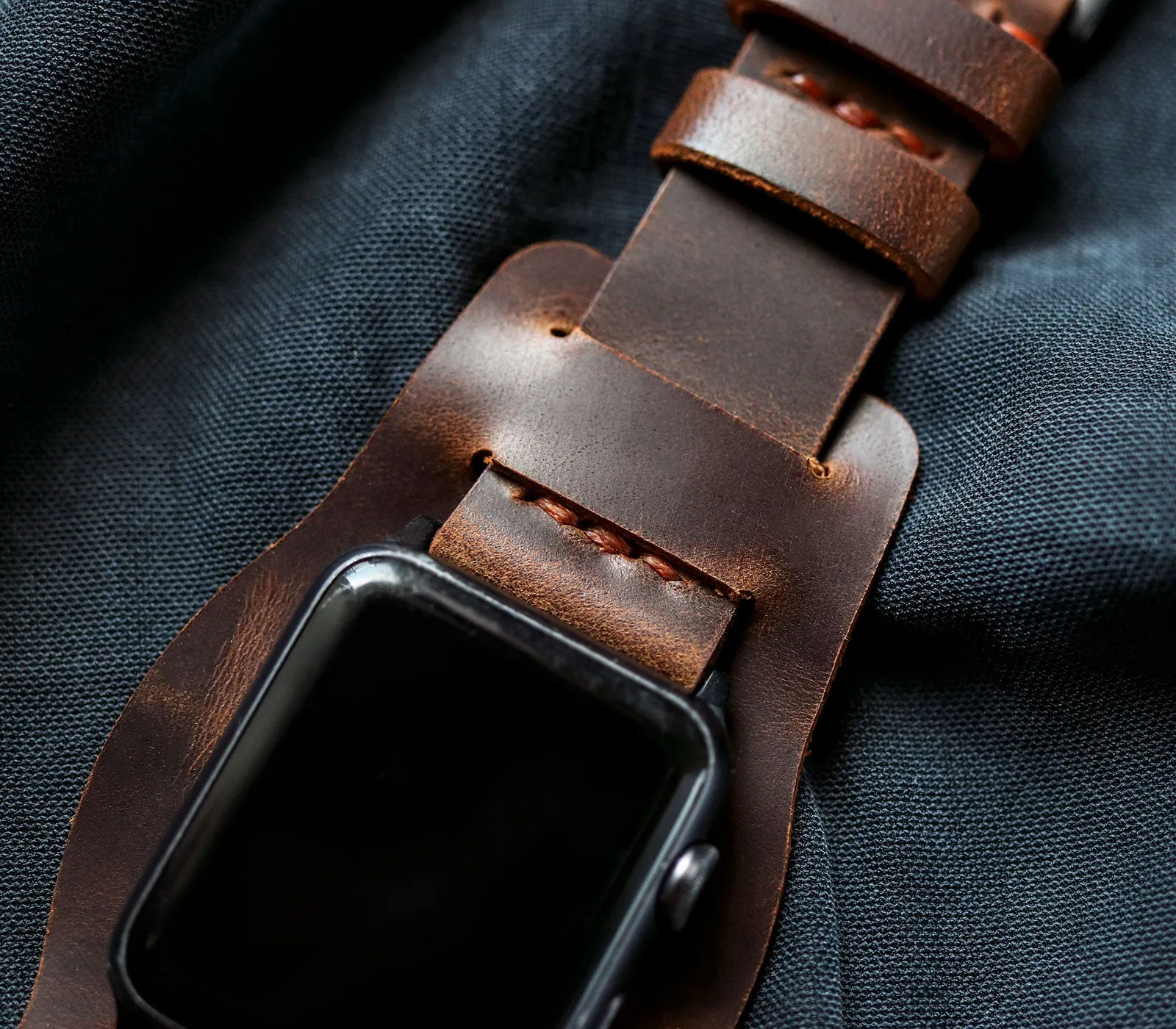 Apple Watch Minimal Bund Strap - Antique Brown