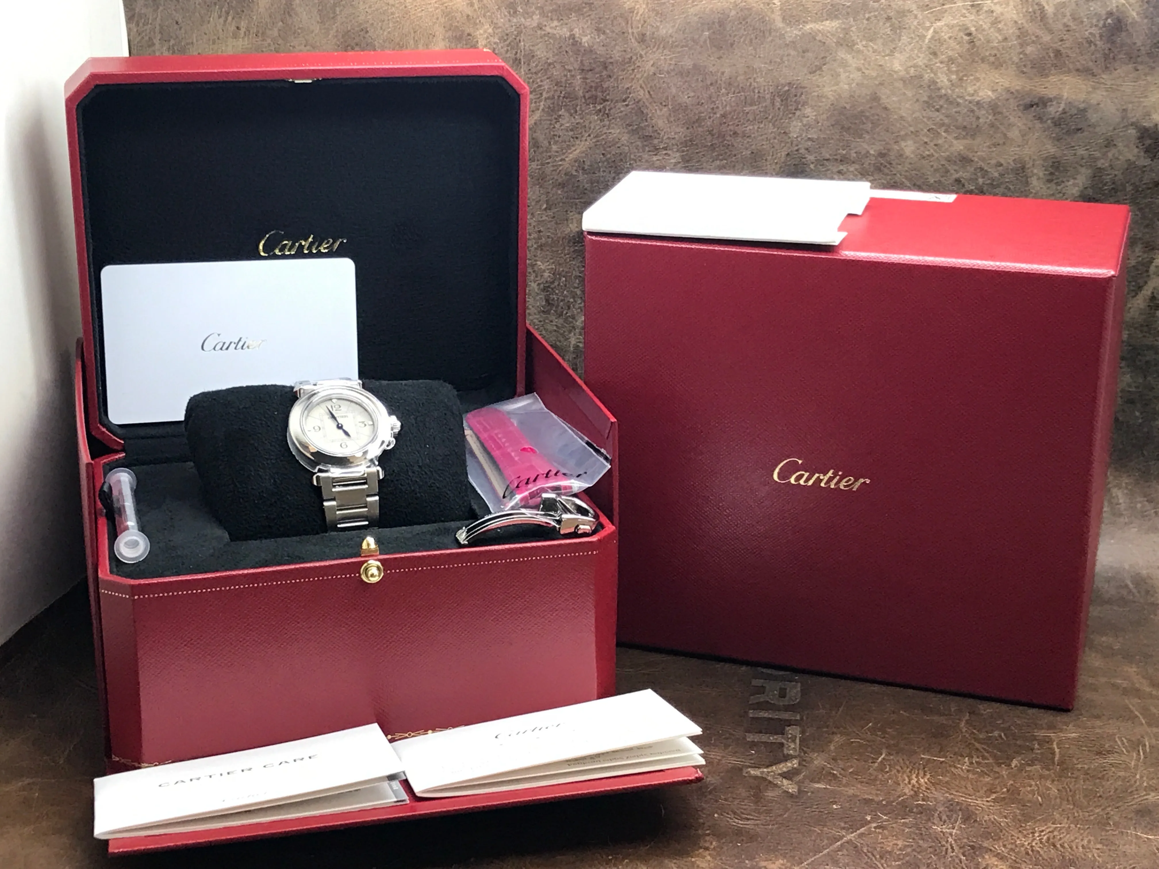 Cartier Pasha de Cartier WSPA0021 Silver Dial Quartz Women's Watch