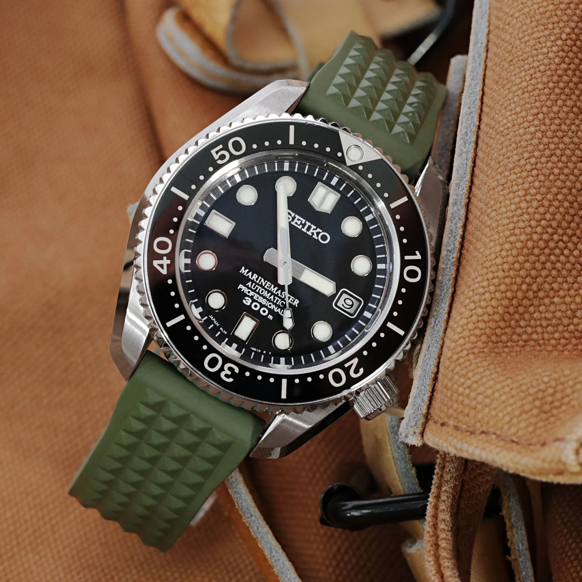 Chaffle Military Green FKM Rubber watch strap, 20mm or 22mm