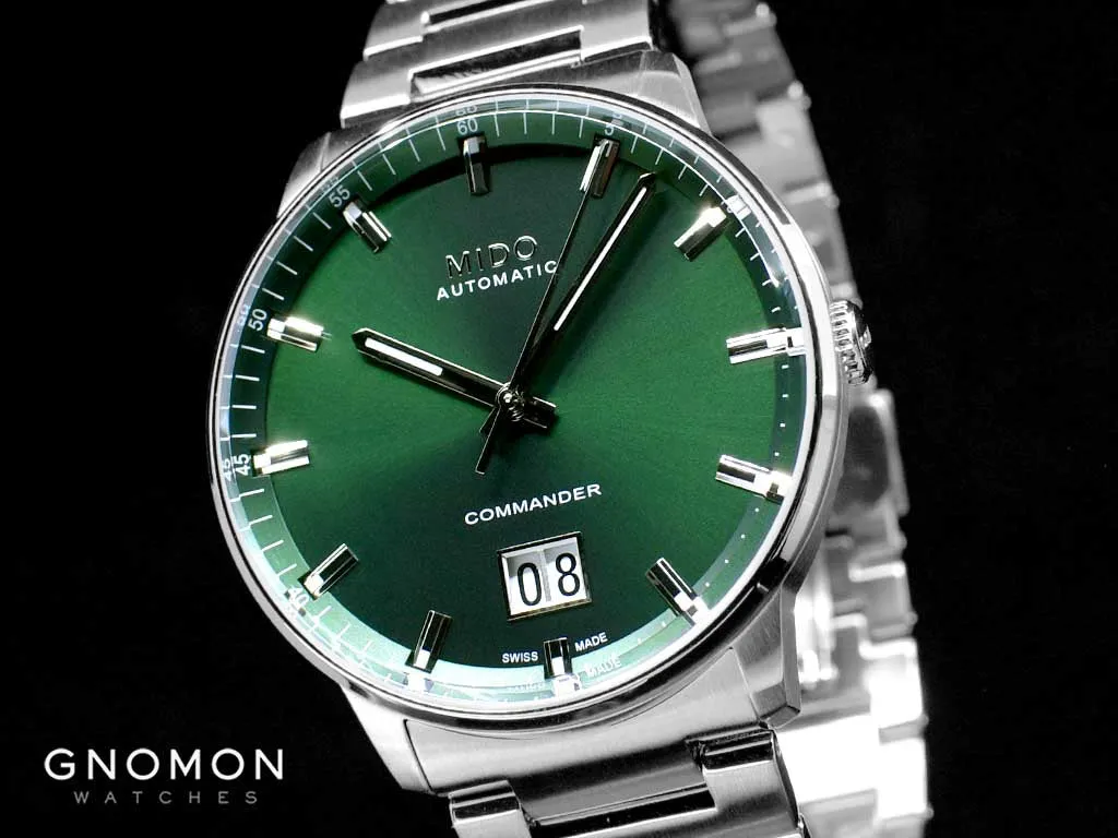 Commander Big Date Green Ref. M021.626.11.091.00