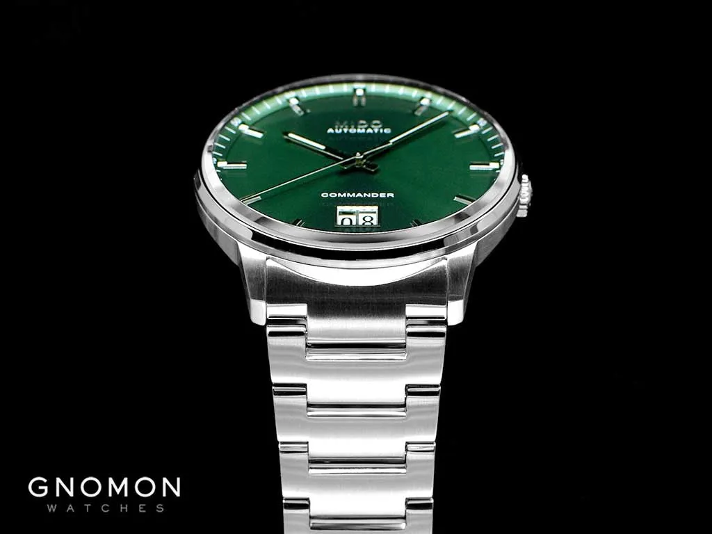 Commander Big Date Green Ref. M021.626.11.091.00