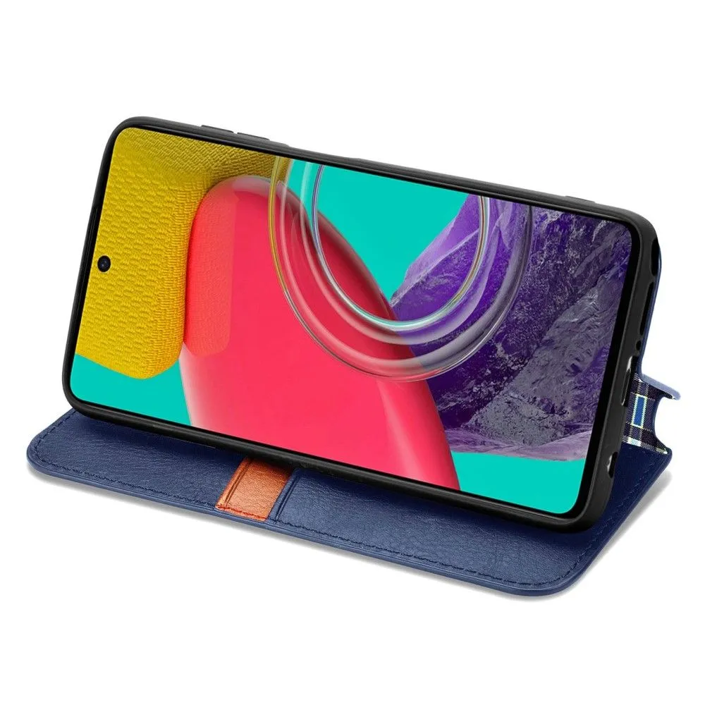 Leather case with a stylish rhombus imprint for Samsung Galaxy M33 5G - Blue