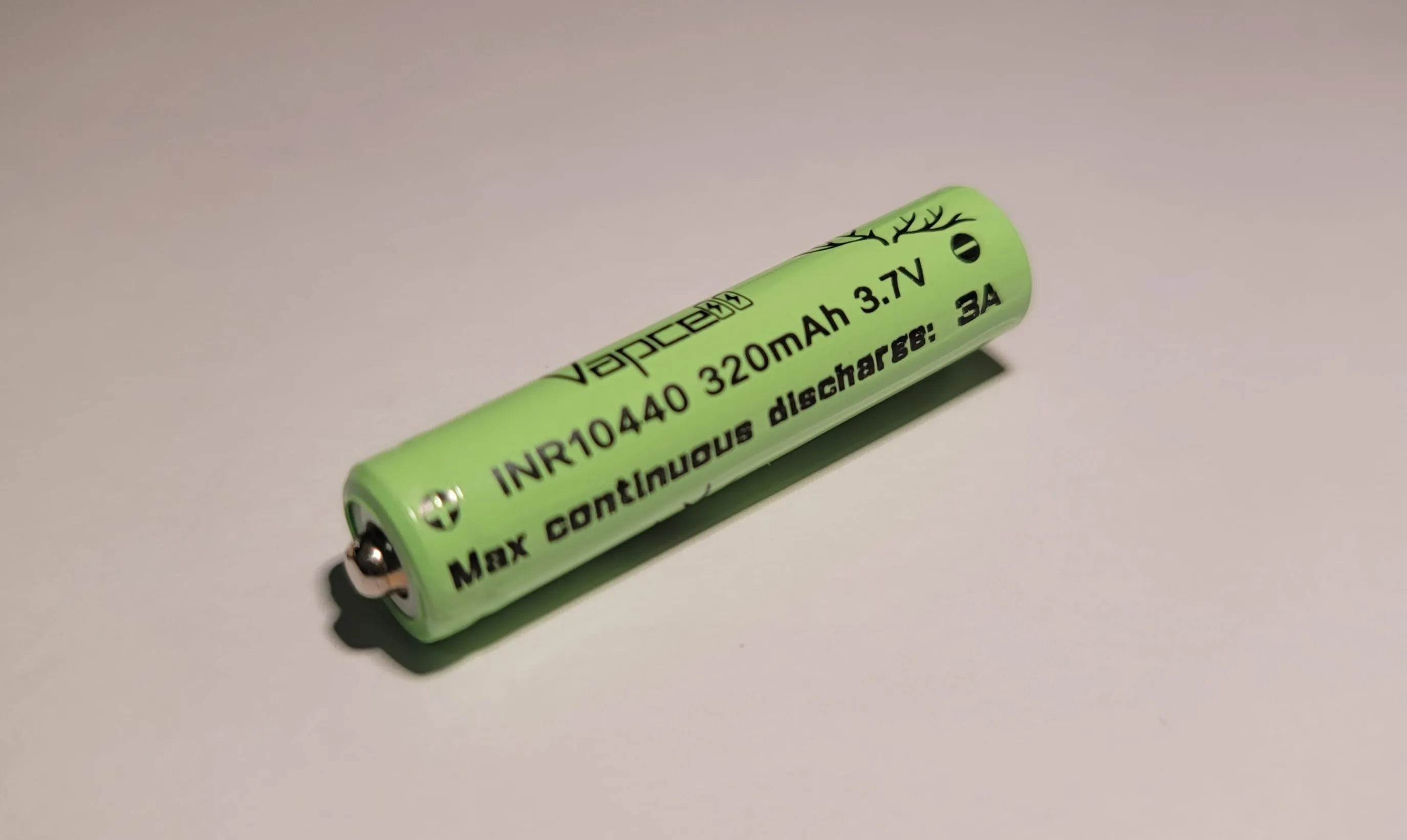 Vapcell INR10440 3.7v 320mAh Rechargeable Li-ion Battery *** HAS TO BE SHIPPED WITH FLASHLIGHT   FEDEX ***